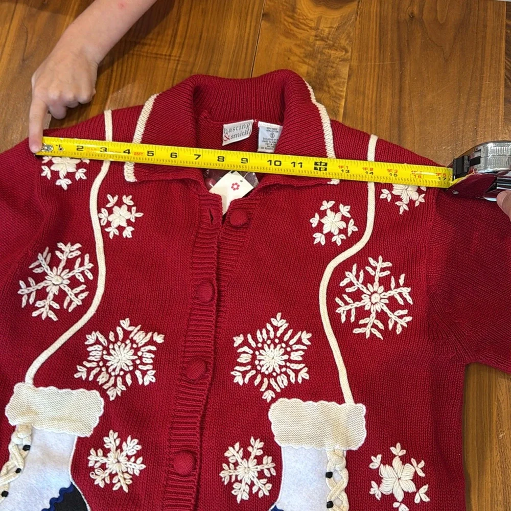 NWT! Vintage Hasting and Smith Red Ice Skating Holiday Sweater From Carson's! - Picture 9 of 10